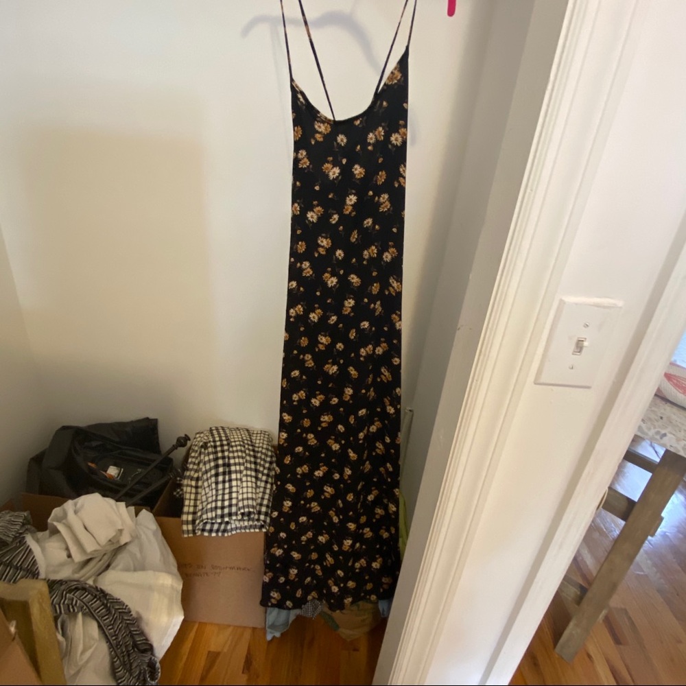 Audrey floral maxi dress tie back Sz Sm